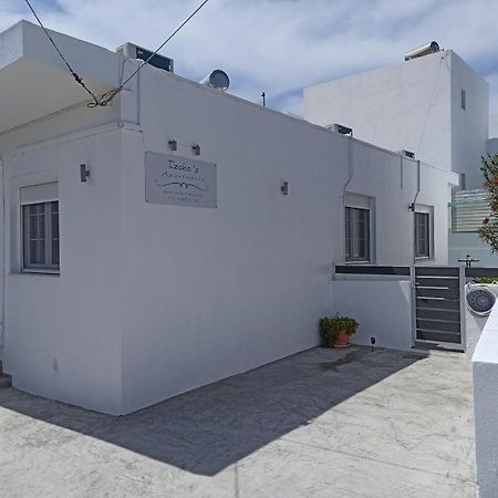 Tzoka'S Apartments آداماس المظهر الخارجي الصورة
