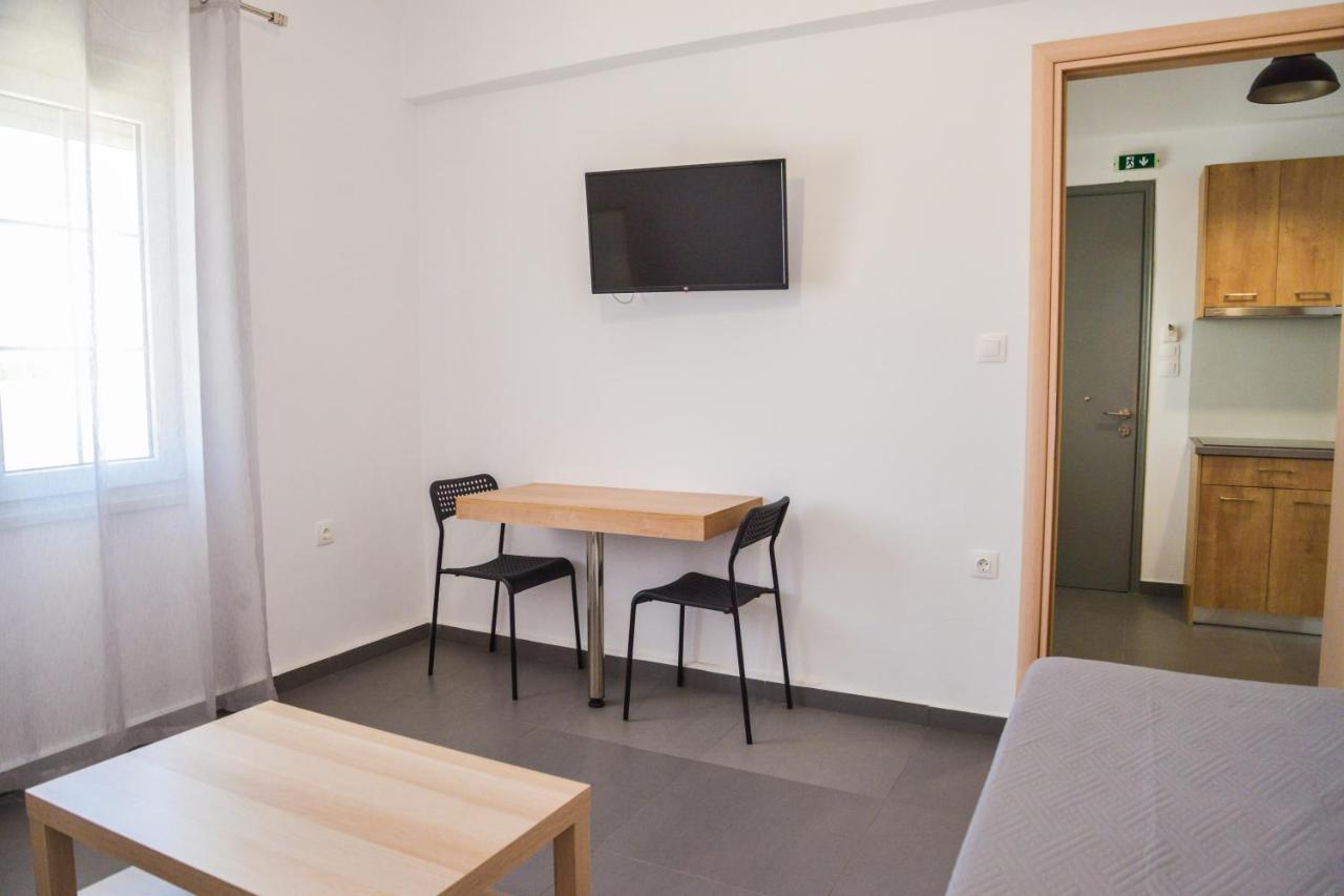 Tzoka'S Apartments آداماس المظهر الخارجي الصورة